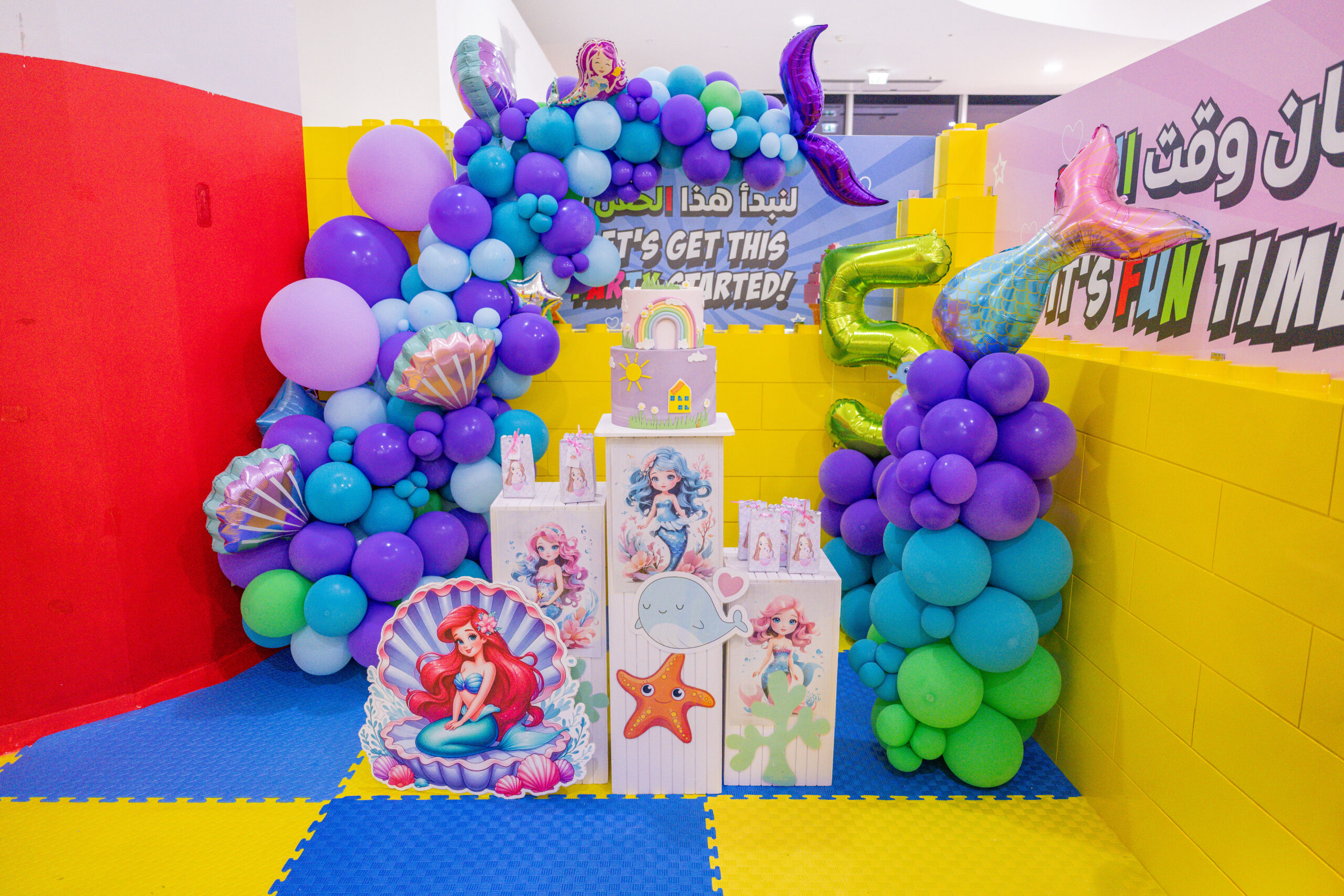 Themed decorations